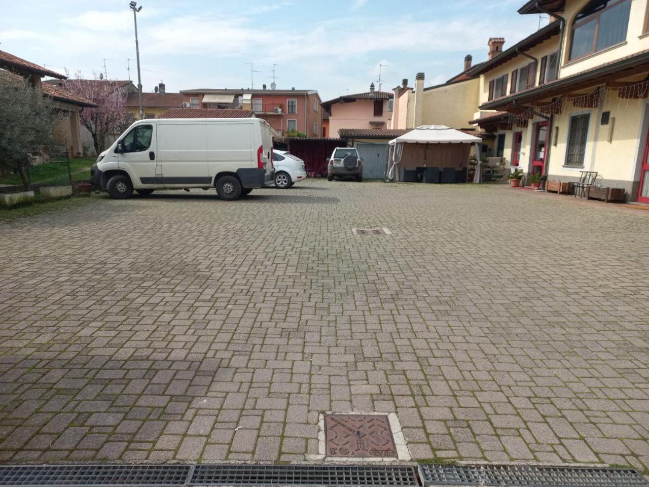 Matis Appartamenti Camisano Exteriör bild